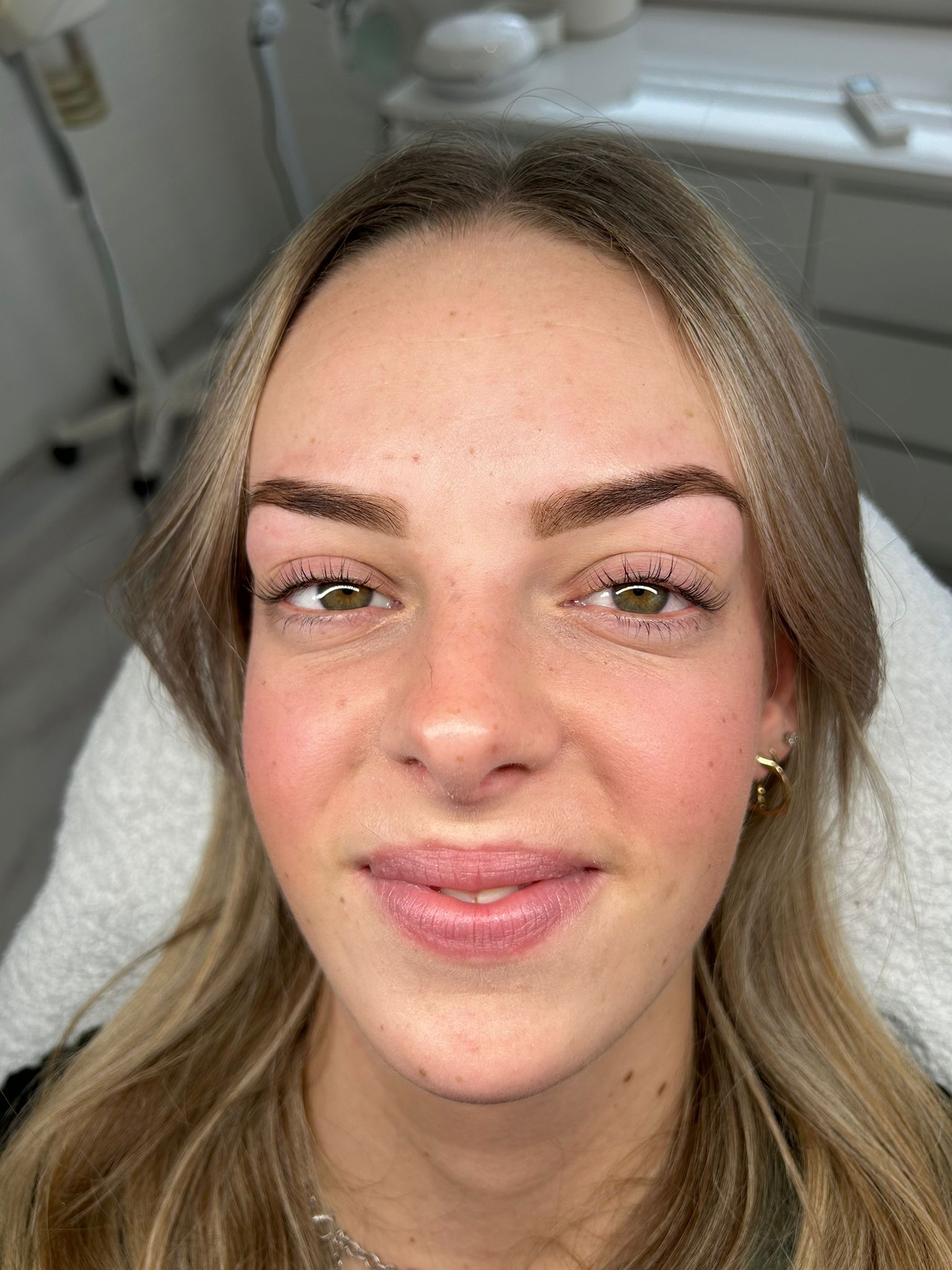 henna brows + lashlift